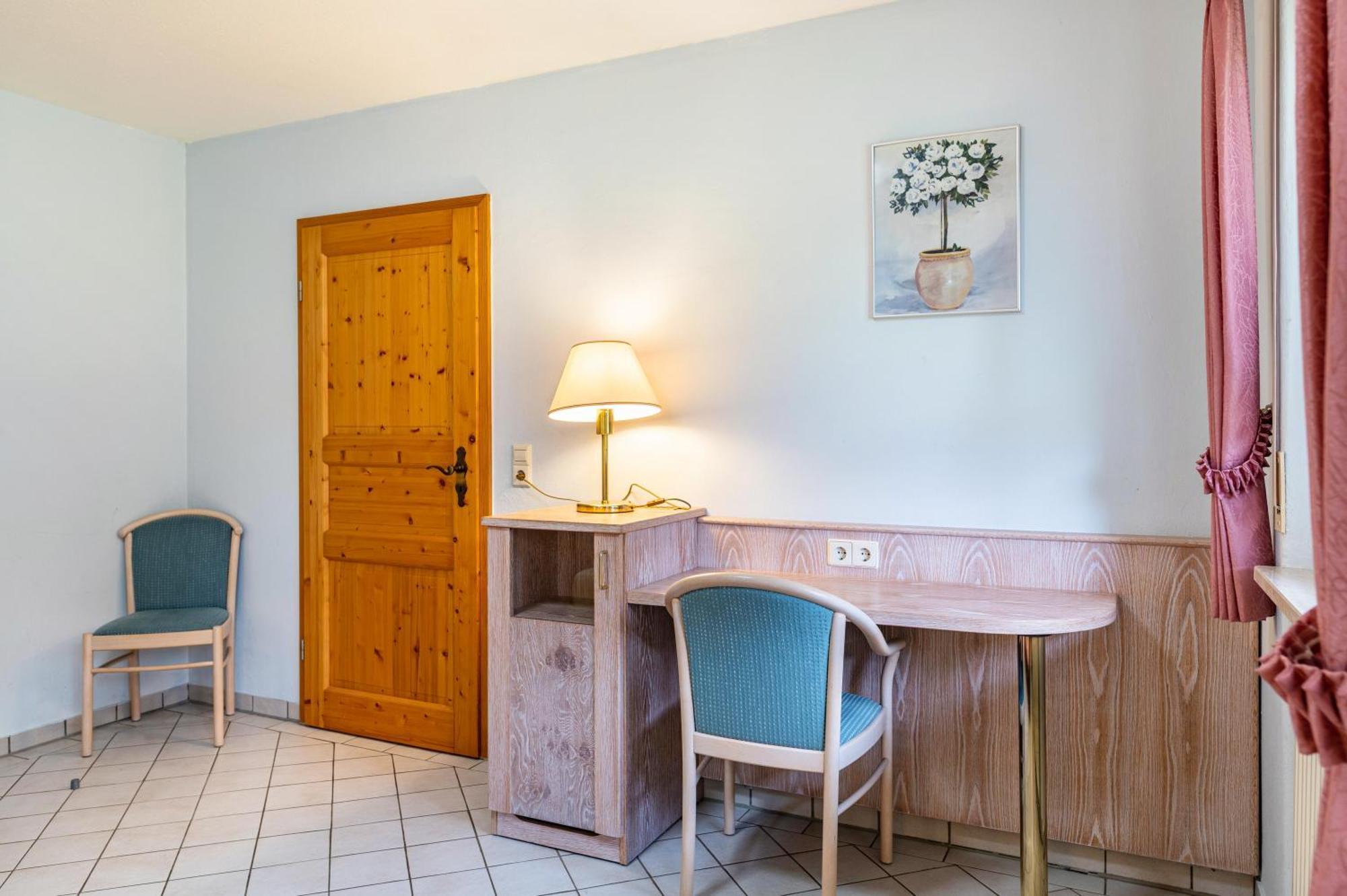 Gasthaus Zur Linde- Napf Oberried  Ngoại thất bức ảnh