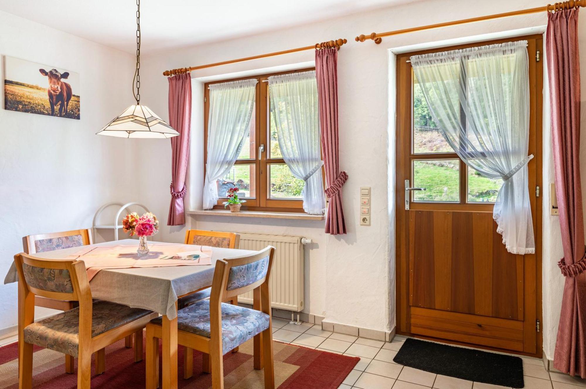 Gasthaus Zur Linde- Napf Oberried  Ngoại thất bức ảnh