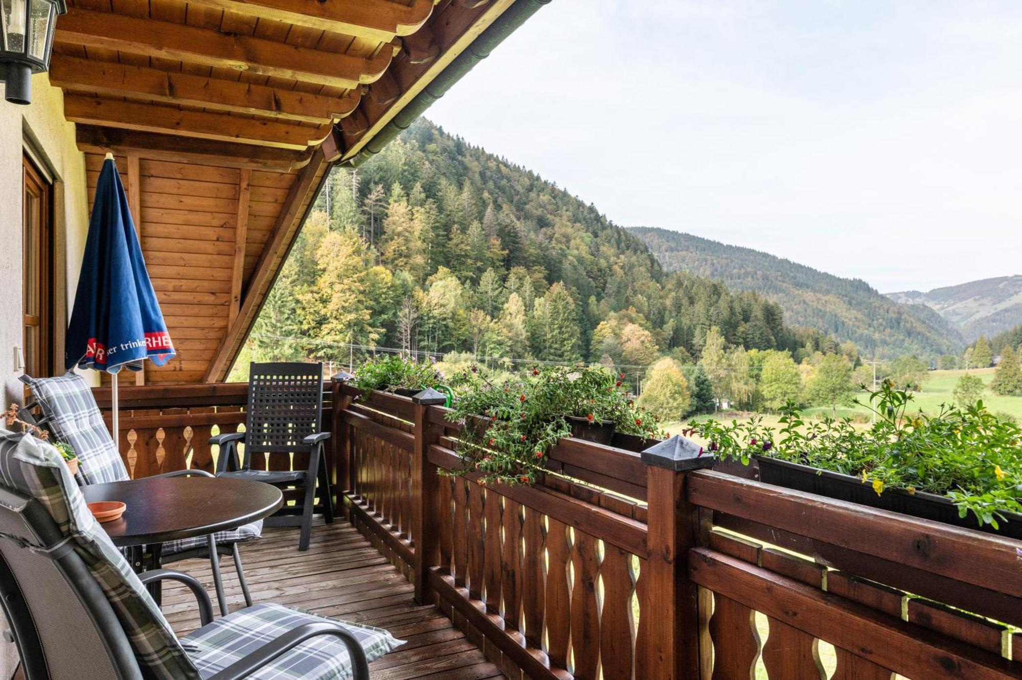 Gasthaus Zur Linde- Napf Oberried  Ngoại thất bức ảnh